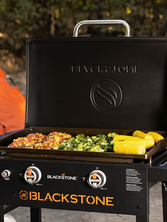 Blackstone 1883 28” Griddle with Hood, Dual Burners, 524 Sq. In. Cooking Surface, Rear Grease Management