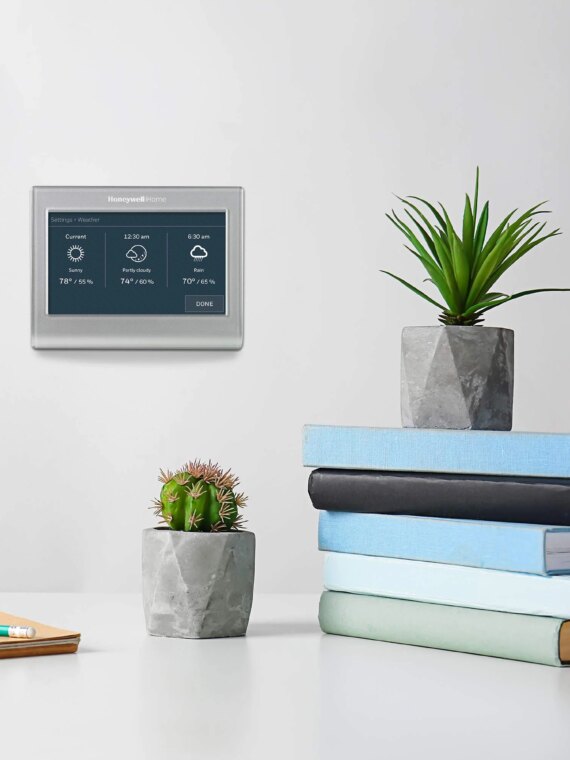 Honeywell Home Wi-Fi Smart Color Thermostat, Touchscreen, ENERGY STAR, Alexa & Google Home Compatible