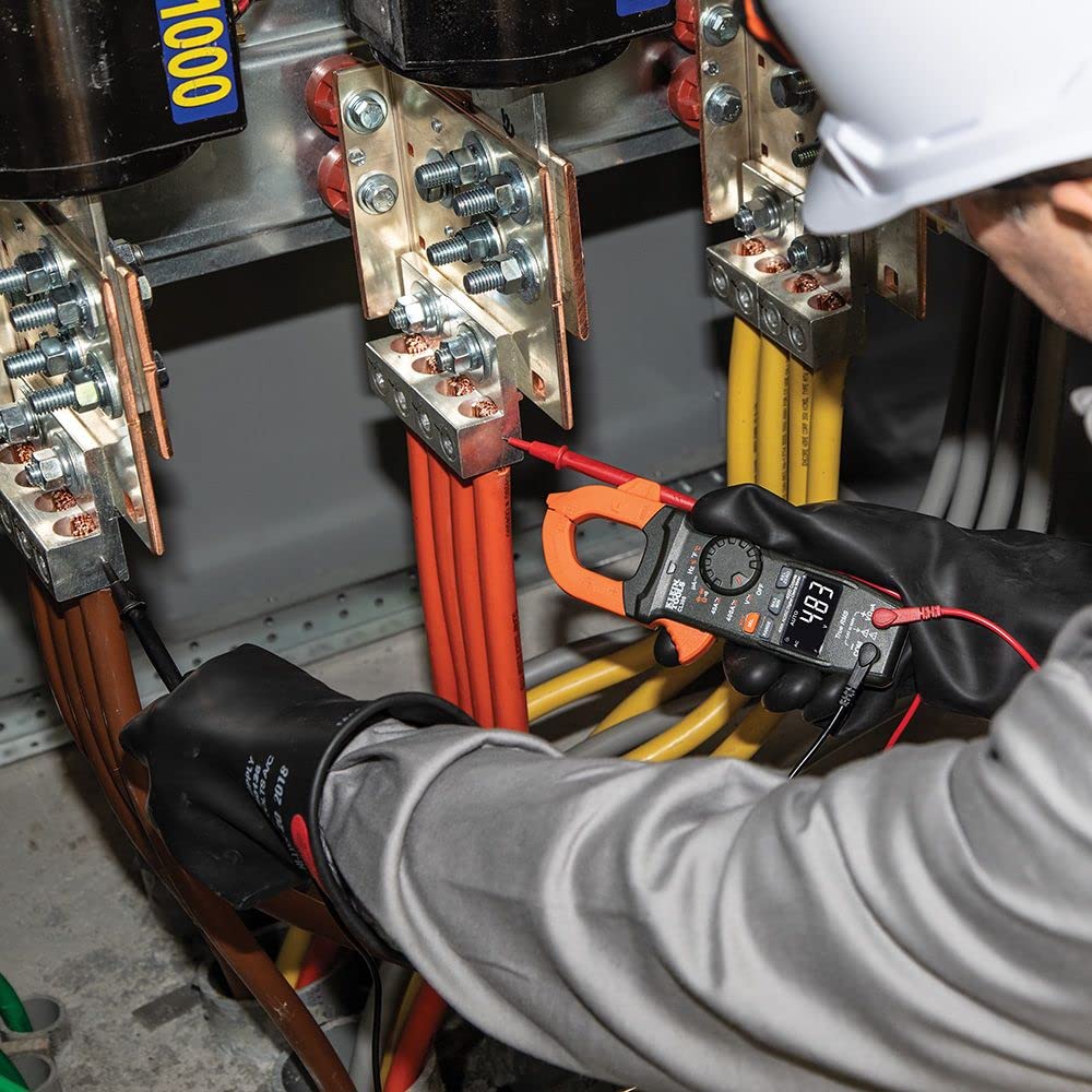 Klein Tools CL390 Digital Clamp Meter, TRMS, 400 Amp, Auto-Ranging, AC/DC, Non-Contact Voltage Tester