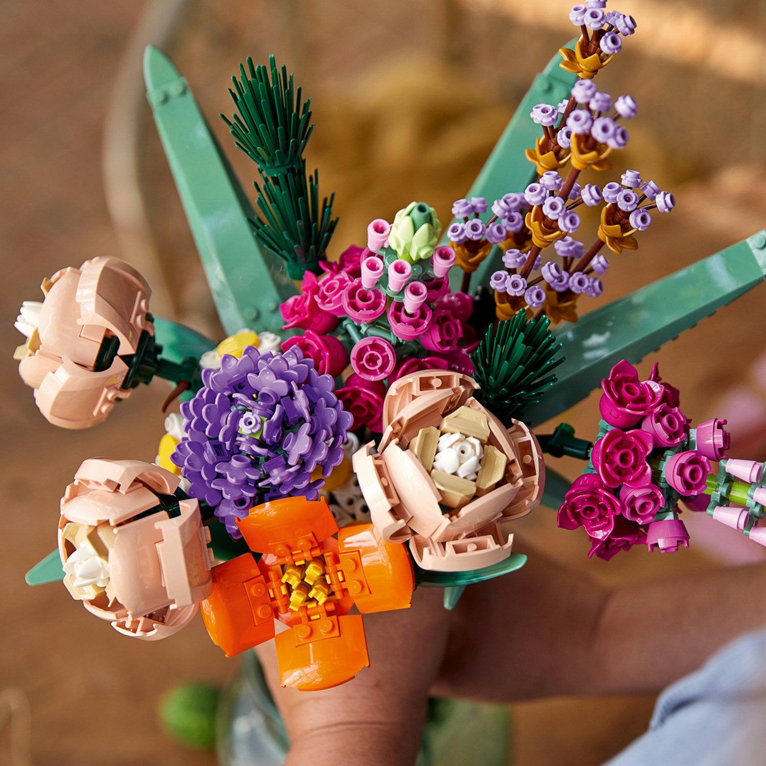 LEGO Botanical Collection Flower Bouquet 10280, Creative Building Set for Adults, Multicolor, 756 Pieces