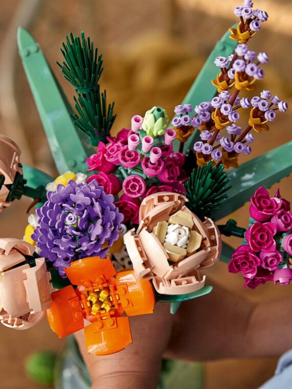 LEGO Botanical Collection Flower Bouquet 10280, Creative Building Set for Adults, Multicolor, 756 Pieces