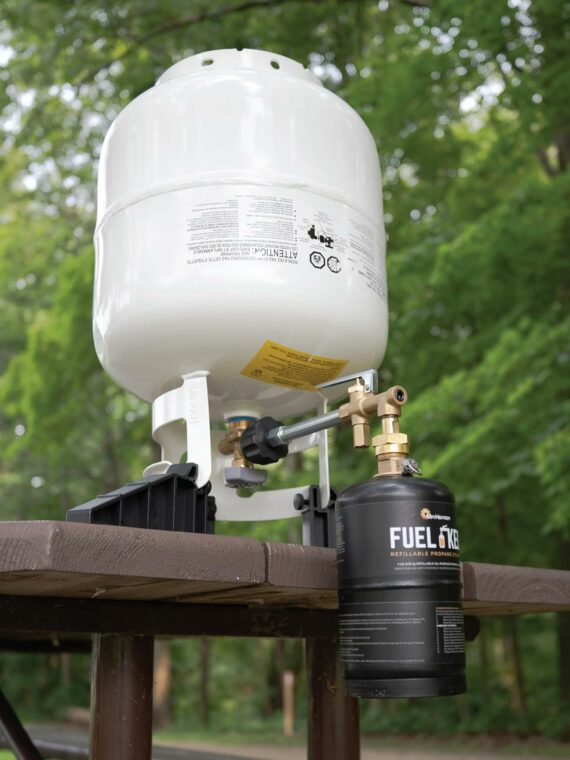 Mr. Heater Fuel Keg Refillable Propane Tank Kit with Stabilizing Feet & Refill Tap - Eco-Friendly Outdoor Use