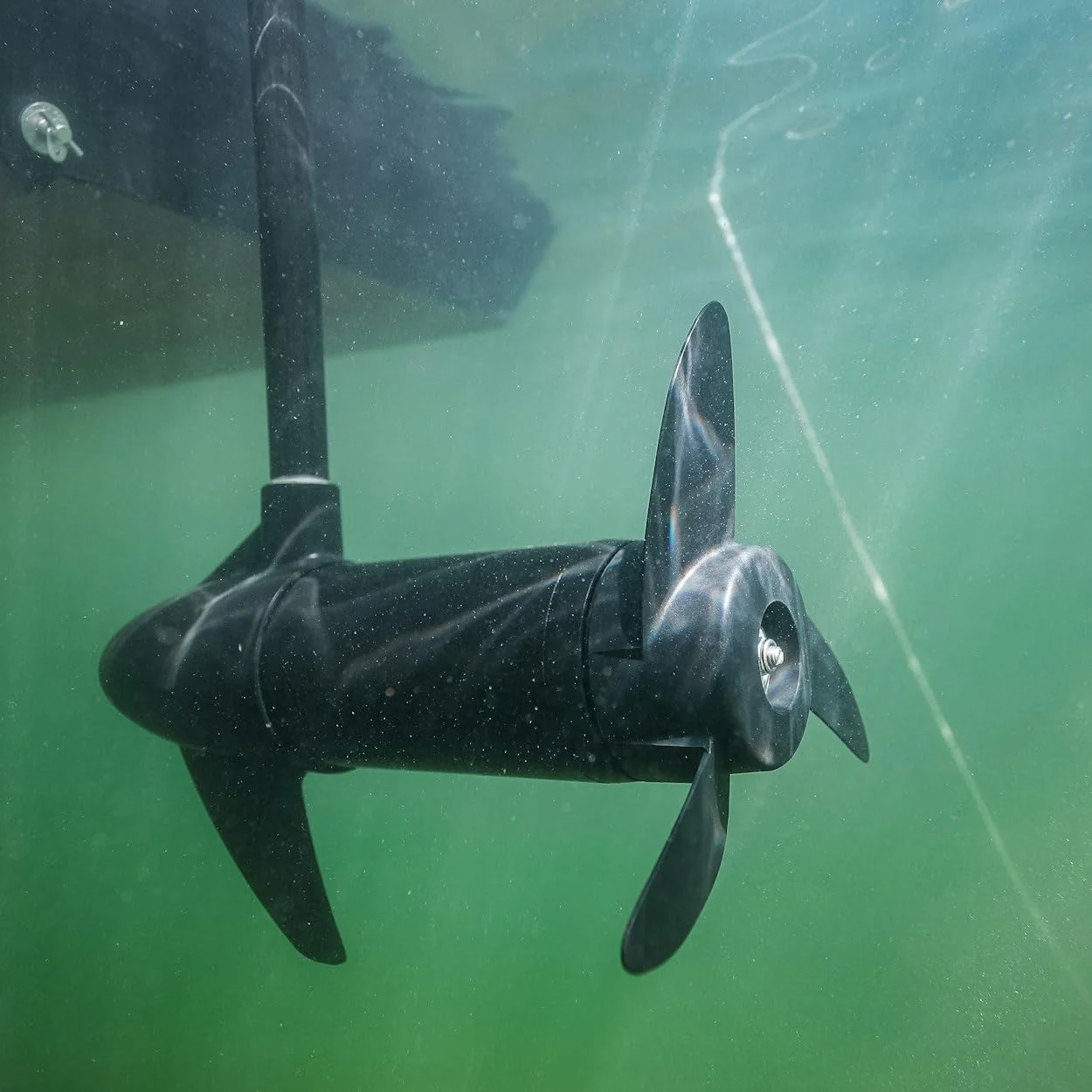 Newport NV Series 55lb Thrust Saltwater Electric Trolling Motor, 12V, Adjustable Shaft, Battery Meter, Telescoping Tiller