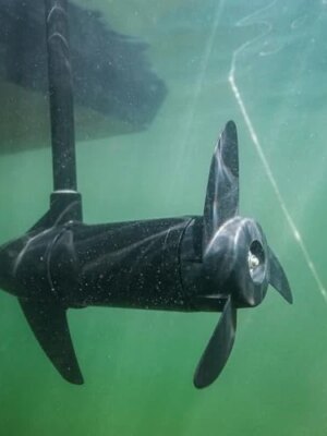 Newport NV Series 55lb Thrust Saltwater Electric Trolling Motor, 12V, Adjustable Shaft, Battery Meter, Telescoping Tiller