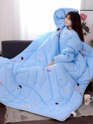 Poufit™ Cozy Quilt with Sleeves, Warm Microfiber Wearable Blanket, Hypoallergenic, Back Zipper