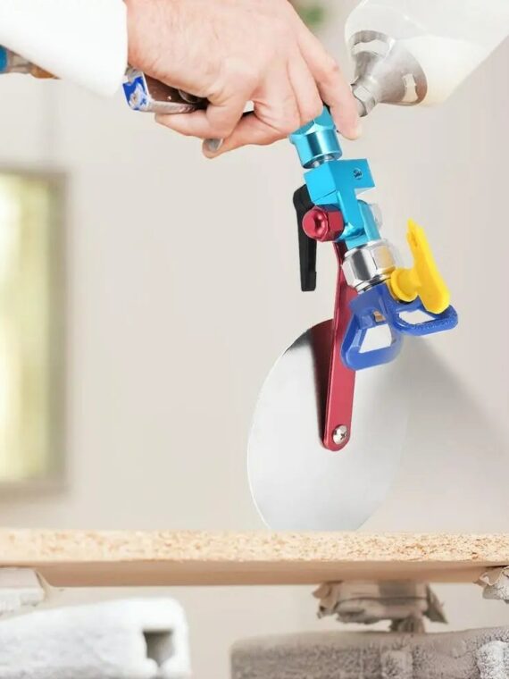 Sprayly™ Spray Paint Guide Tool - Universal Fit, Easy Use, Premium Quality for Neat Painting