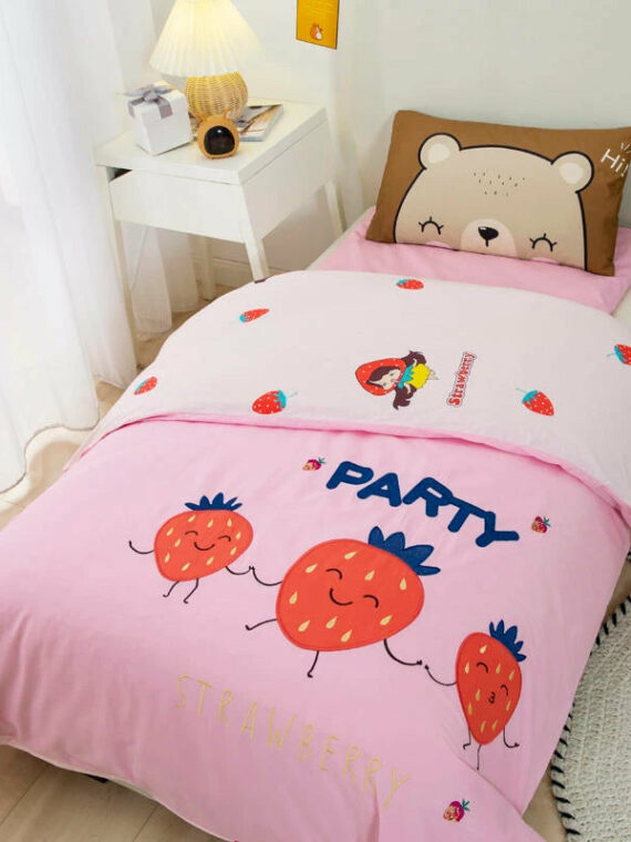 Strawberry Cotton Applique Embroidery Kit - 100% Cotton, 120x150 cm, Soft & Warm for All Seasons