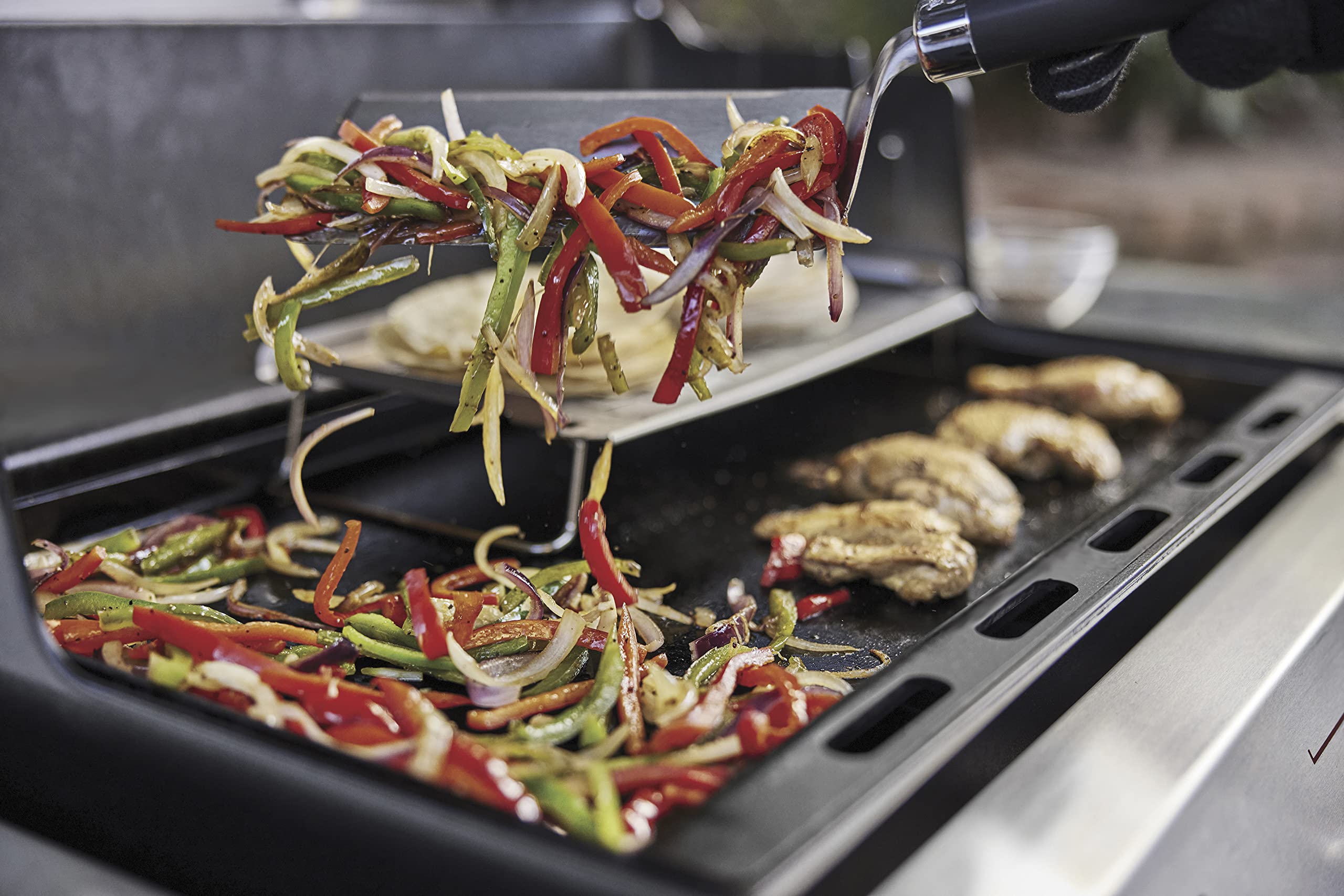 Weber Carbon Steel Rectangular Griddle, Rust-Resistant, Pre-Seasoned, Full Size